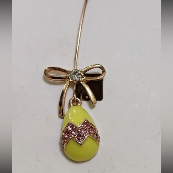 BETSEY JOHNSON Easter Bunny Holiday Crystal-Studded Yellow Egg Earrings NEW NWT - Picture 2 of 3